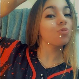 Meet your Posher, Jade